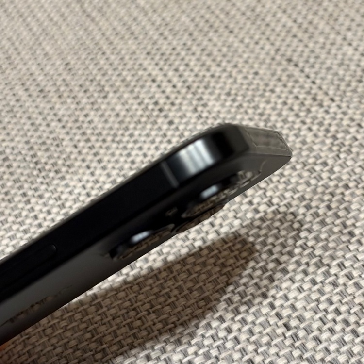 iPhone 16 Pro 256GB 本体 SIMフリー ブラックチタニウム（スマホ）の商品画像 - 査定依頼日：2026年9月26日 - 最高査定価格：121,000円