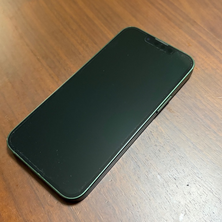 au版 iPhone13 mini 128GB（スマホ）の商品画像 - 査定依頼日：2026年6月2日 - 最高査定価格：23,000円