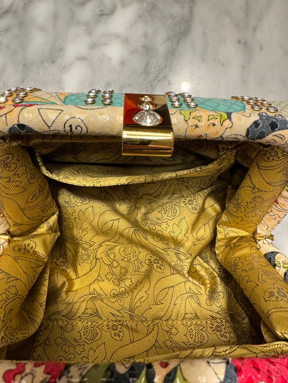 ジョンガリアーノ　（ブランドバッグ）の商品画像 - 査定依頼日：2025年12月5日 - 最高査定価格：100,000円