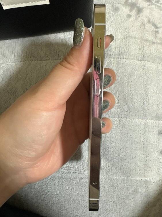 iPhone12 Pro（スマホ）の商品画像 - 査定依頼日：2025年5月1日 - 最高査定価格：28,000円