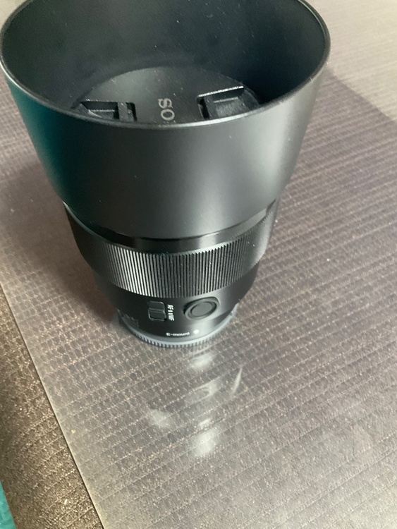 FE 85mm F1.8（カメラ）の商品画像 - 査定依頼日：2026年9月17日 - 最高査定価格：30,000円
