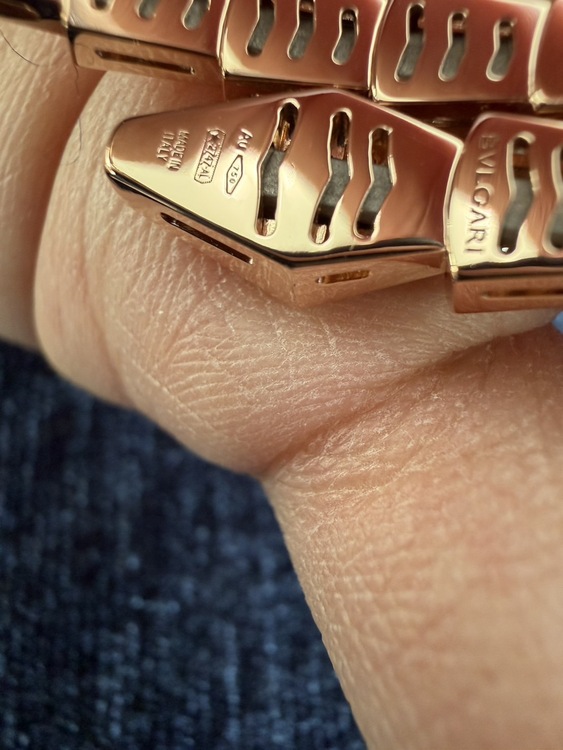 ブルガリ セルペンティ フルダイヤ ブレス ピンクゴールド（金・貴金属）の商品画像 - 査定依頼日：2026年4月5日 - 最高査定価格：3,750,000円