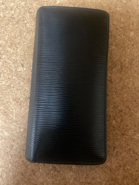 ルイヴィトン エピ （ブランドバッグ）の商品画像 - 査定依頼日：2026年2月27日 - 最高査定価格：35,000円