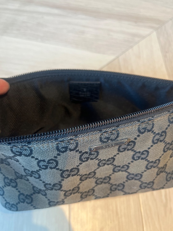 バック（ブランドバッグ）の商品画像 - 査定依頼日：2026年2月15日 - 最高査定価格：35,000円