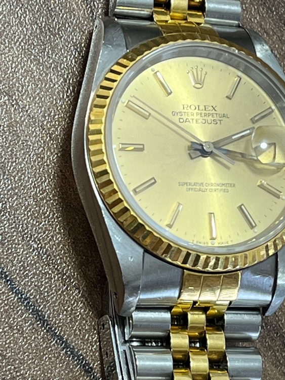 ロレックス デイトジャスト 16233（高級時計）の商品画像 - 査定依頼日：2026年3月30日 - 最高査定価格：960,000円