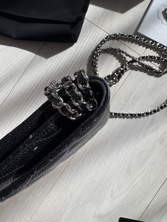 チェーンウォレット（ブランドバッグ）の商品画像 - 査定依頼日：2026年1月31日 - 最高査定価格：340,000円