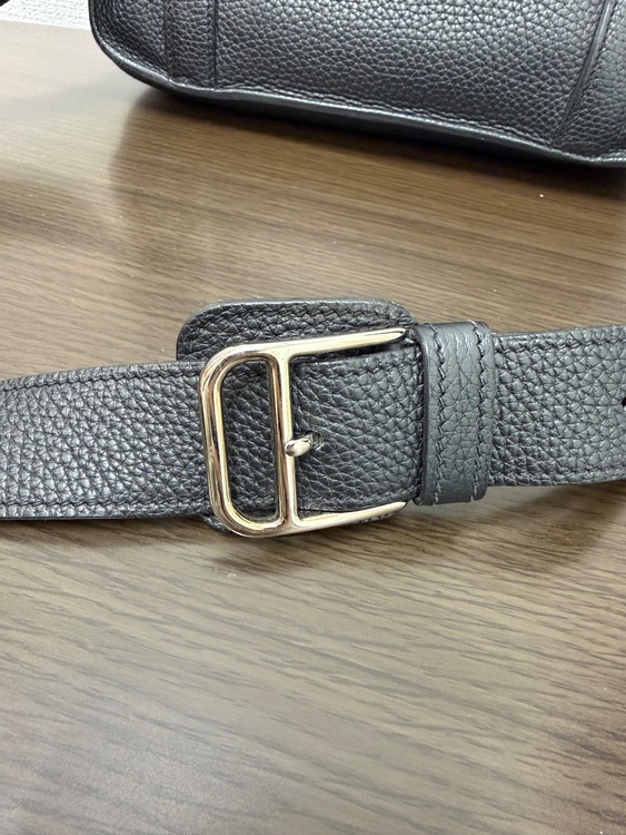 エルメス　メッセンジャーバッグ（ブランドバッグ）の商品画像 - 査定依頼日：2025年11月19日 - 最高査定価格：260,000円