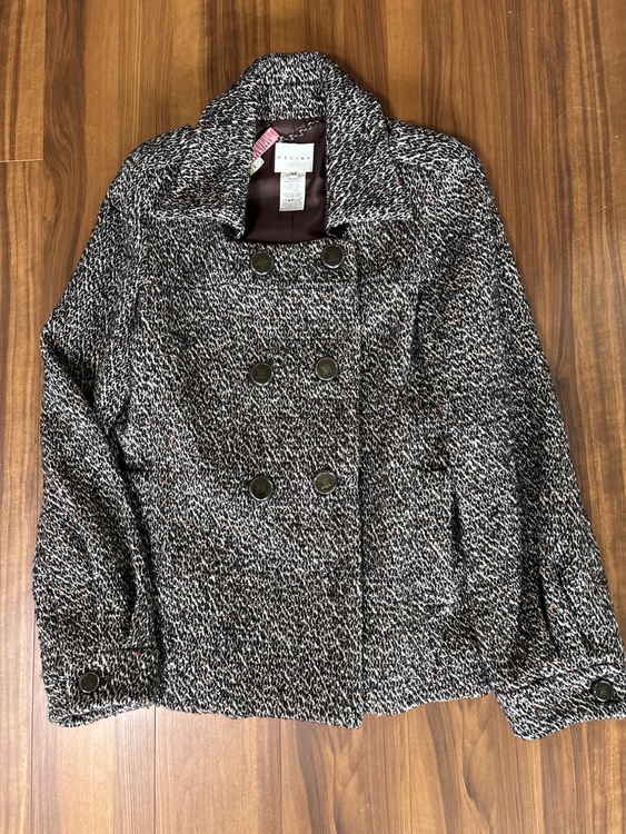 セリーヌジャケット（古着・ファッション）の商品画像 - 査定依頼日：2026年2月24日 - 最高査定価格：1,000円