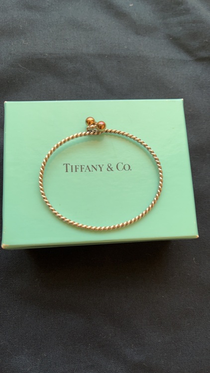 ティファニーのブレス（ブランド財布・小物）の商品画像 - 査定依頼日：2025年6月27日 - 最高査定価格：15,000円