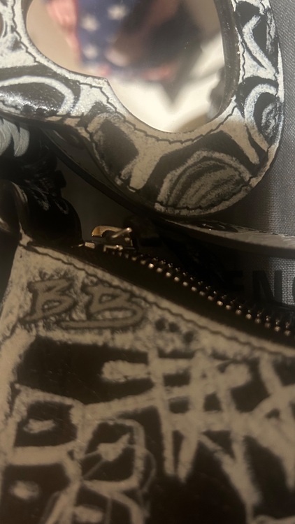 バレンシアガ  （ブランドバッグ）の商品画像 - 査定依頼日：2025年6月11日 - 最高査定価格：120,000円