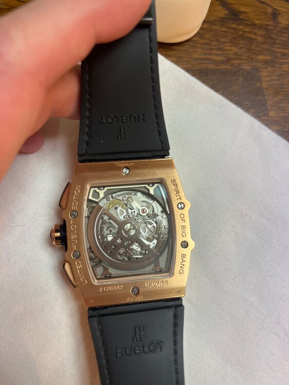 ウブロ ビックバン Ref.601.OX.0148LR（高級時計）の商品画像 - 査定依頼日：2025年1月20日 - 最高査定価格：1,500,000円