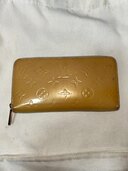 長財布（ブランド財布・小物）の商品画像 - 査定依頼日：2024年10月21日 - 最高査定価格：12,000円