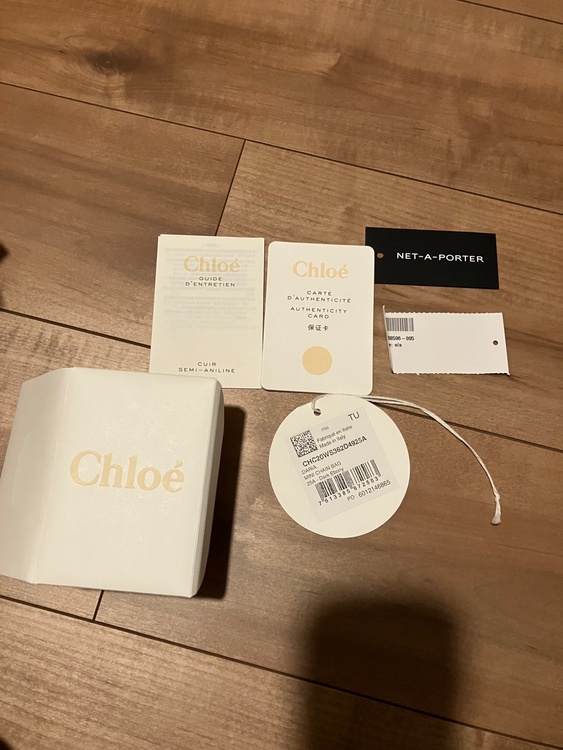 ミニダリア（ブランドバッグ）の商品画像 - 査定依頼日：2026年1月6日 - 最高査定価格：62,000円