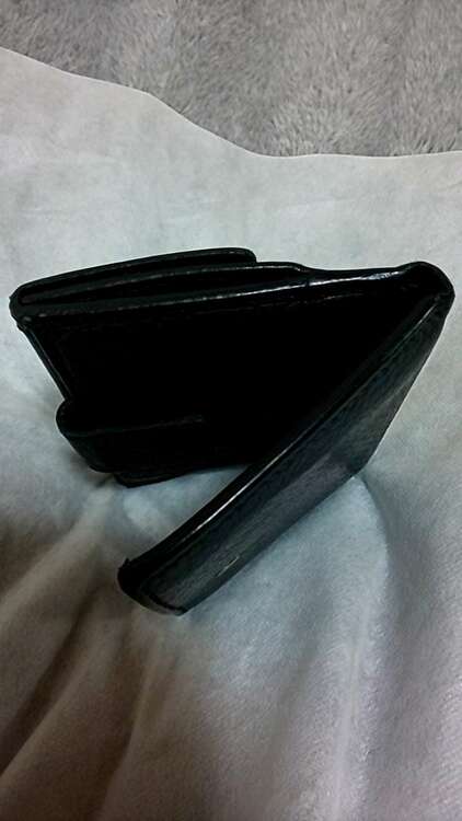 GUCCIバンブー財布（古着・ファッション）の商品画像 - 査定依頼日：2025年1月14日 - 最高査定価格：3,000円