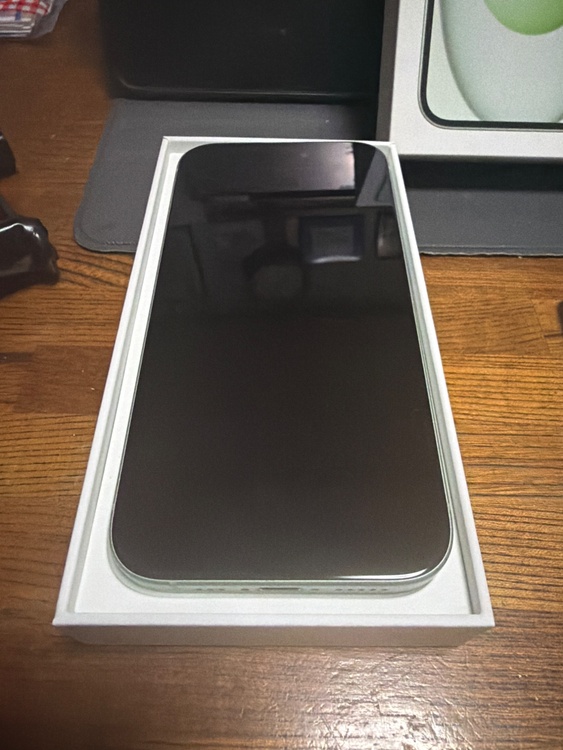 iPhone 15 128GB SIMフリー（スマホ）の商品画像 - 査定依頼日：2026年5月18日 - 最高査定価格：63,000円