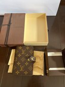 システム手帳（ブランド財布・小物）の商品画像 - 査定依頼日：2025年5月31日 - 最高査定価格：13,500円