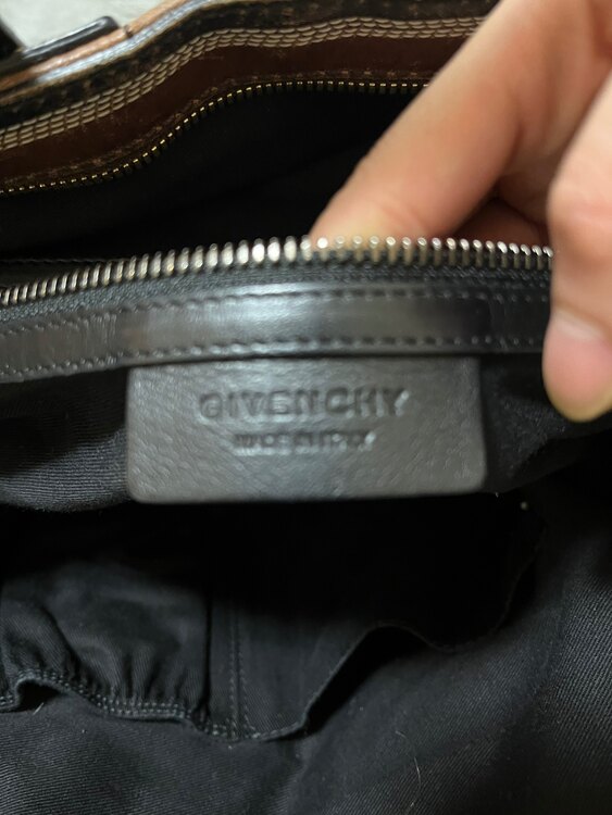 トートバッグ（ブランドバッグ）の商品画像 - 査定依頼日：2025年3月2日 - 最高査定価格：5,000円