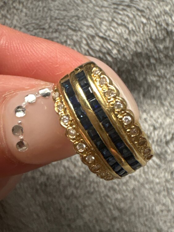 サファイアリング（金・貴金属）の商品画像 - 査定依頼日：2025年3月29日 - 最高査定価格：85,000円