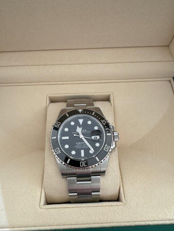 ロレックス サブマリーナー 1226610Lm（高級時計）の商品画像 - 査定依頼日：2025年4月15日 - 最高査定価格：1,950,000円