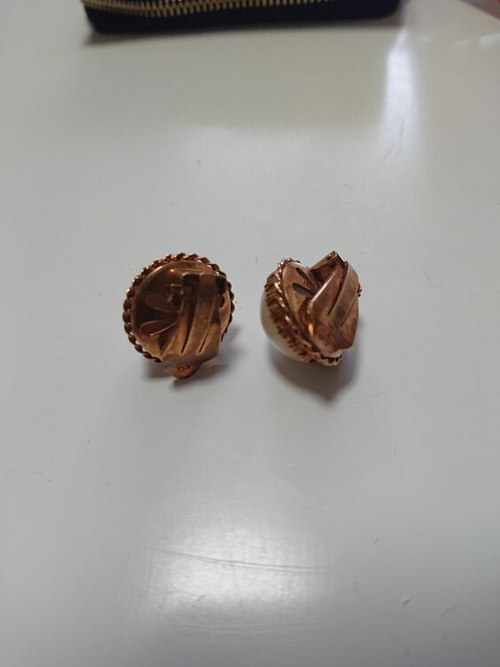 イヤリング（宝石）の商品画像 - 査定依頼日：2025年10月3日 - 最高査定価格：65,000円