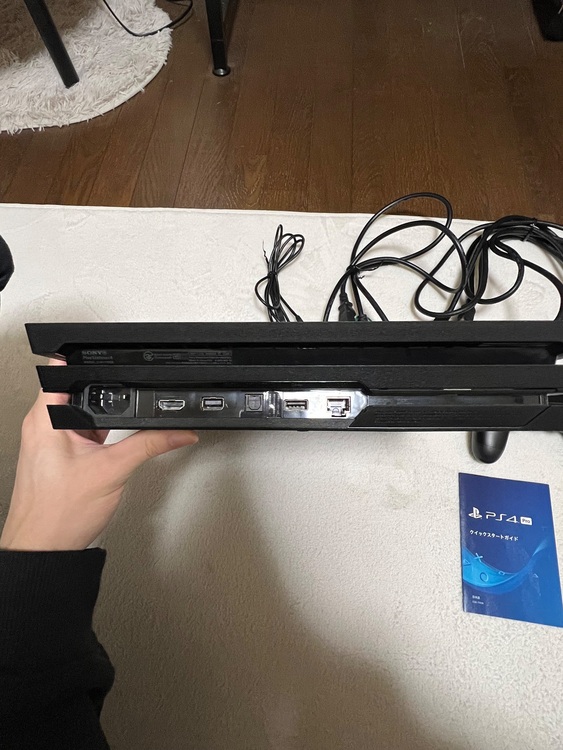 PS4  Pro 1TB CUH-7100B（ゲーム機本体・ゲームソフト）の商品画像 - 査定依頼日：2025年11月15日 - 最高査定価格：13,000円