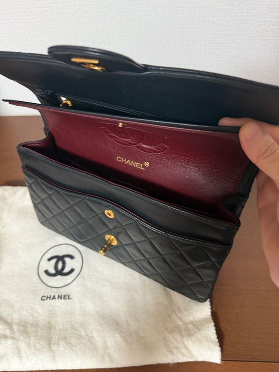 マトラッセラムスキン　ダブルフラップ（ブランドバッグ）の商品画像 - 査定依頼日：2025年12月24日 - 最高査定価格：600,000円