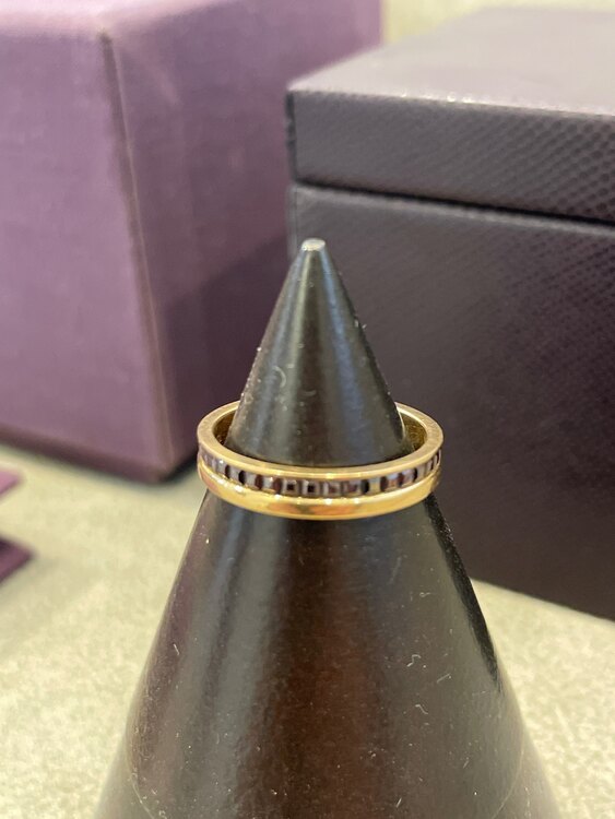 ブシュロン（金・貴金属）の商品画像 - 査定依頼日：2024年12月11日 - 最高査定価格：100,000円