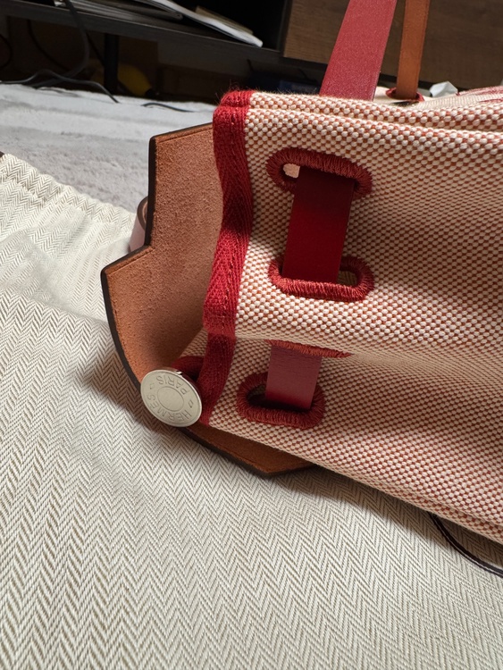 Hermès Pre-Owned エールバッグ ジップ ペガス ポップ トワル＆（ブランドバッグ）の商品画像 - 査定依頼日：2026年6月26日 - 最高査定価格：400,000円