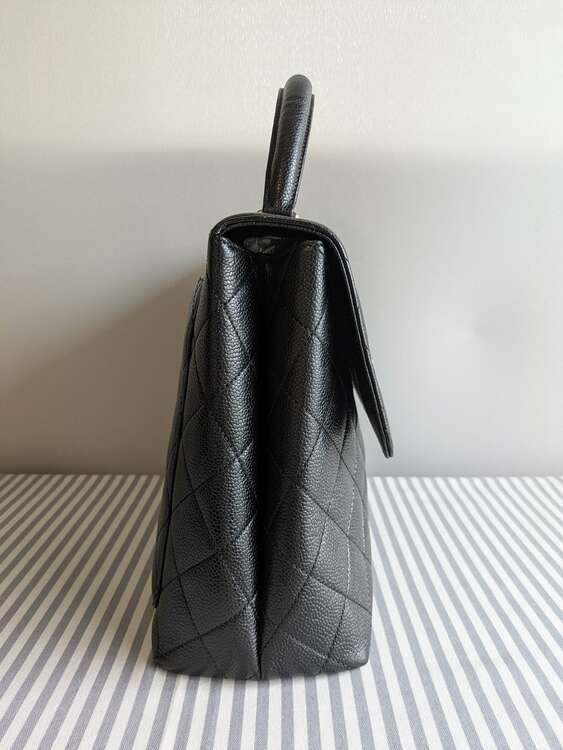 キャビアスキン ハンドバッグ ブラック（ブランドバッグ）の商品画像 - 査定依頼日：2025年5月24日 - 最高査定価格：350,000円