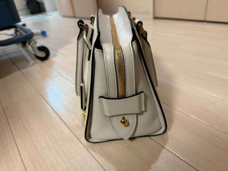 プラダバッグ（ブランドバッグ）の商品画像 - 査定依頼日：2025年4月2日 - 最高査定価格：130,000円