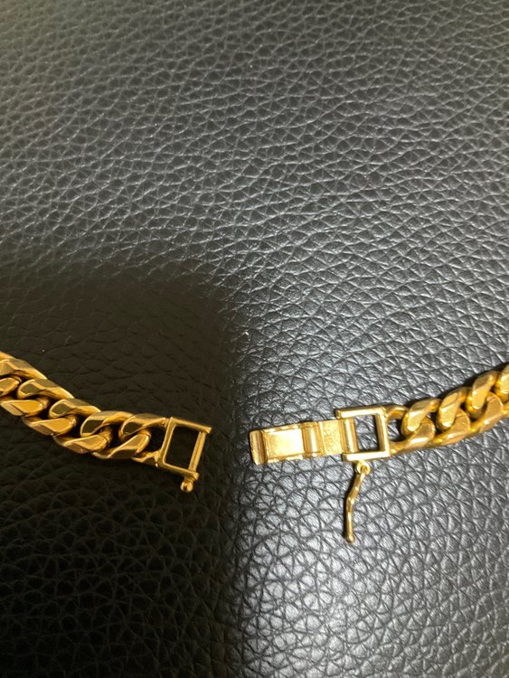 ネックレス（金・貴金属）の商品画像 - 査定依頼日：2023年6月3日 - 最高査定価格：6,950,000円