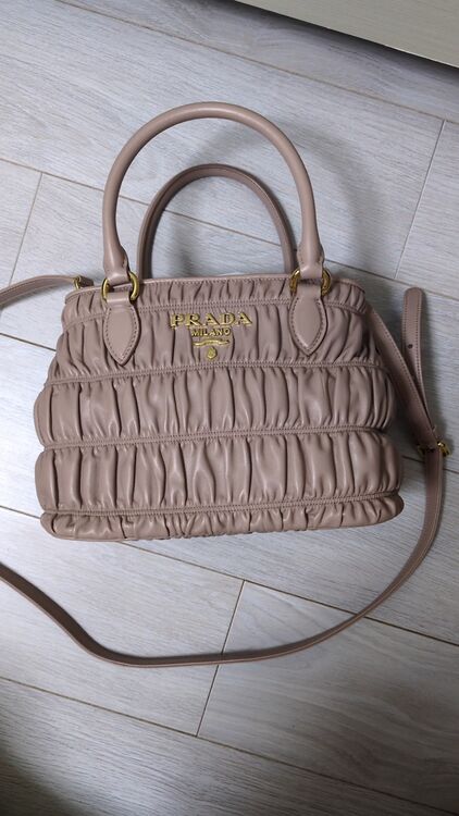 プラダ  （ブランドバッグ）の商品画像 - 査定依頼日：2025年6月13日 - 最高査定価格：120,000円