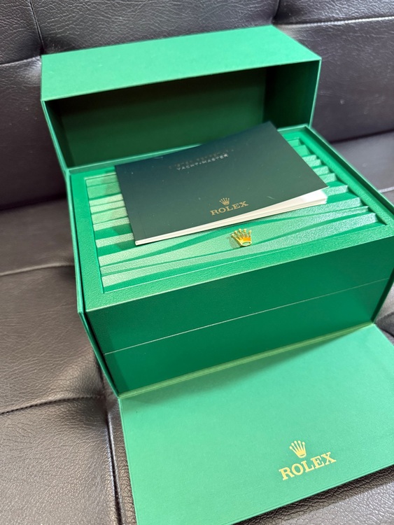 ロレックス ヨットマスター 12662（高級時計）の商品画像 - 査定依頼日：2025年8月11日 - 最高査定価格：2,150,000円