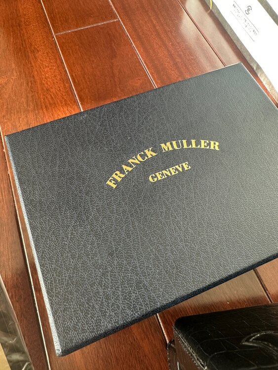 フランクミュラー ロングアイランド （高級時計）の商品画像 - 査定依頼日：2025年1月18日 - 最高査定価格：450,000円