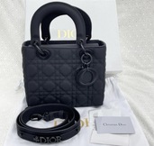 ディオール  （ブランドバッグ）の商品画像 - 査定依頼日：2026年1月15日 - 最高査定価格：400,000円