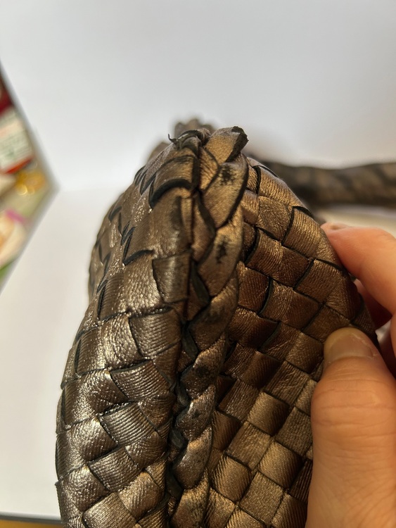 イントレチャート（ブランドバッグ）の商品画像 - 査定依頼日：2025年10月2日 - 最高査定価格：90,000円