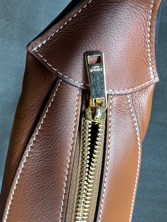 セリーヌ  （ブランドバッグ）の商品画像 - 査定依頼日：2025年6月14日 - 最高査定価格：140,000円