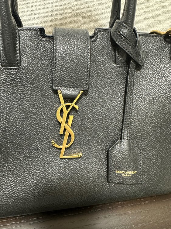 イブサンローラン  （ブランドバッグ）の商品画像 - 査定依頼日：2025年5月16日 - 最高査定価格：140,000円