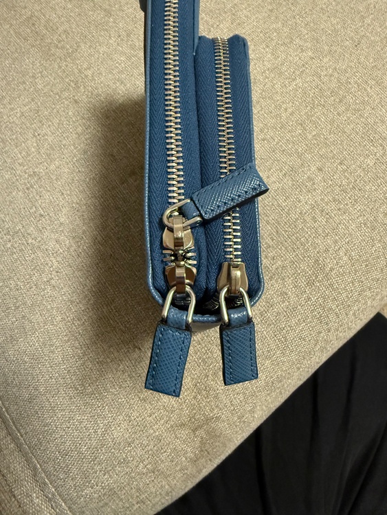 プラダ  （ブランドバッグ）の商品画像 - 査定依頼日：2025年12月24日 - 最高査定価格：121,000円