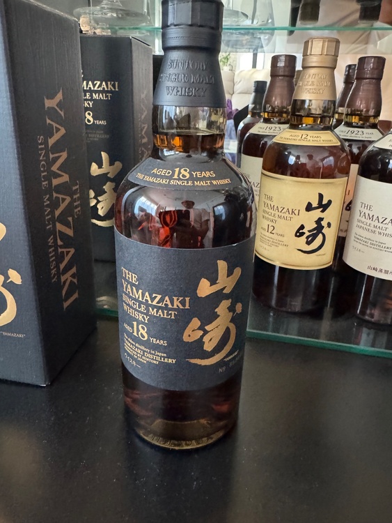 山崎18年（お酒）の商品画像 - 査定依頼日：2026年1月14日 - 最高査定価格：80,000円