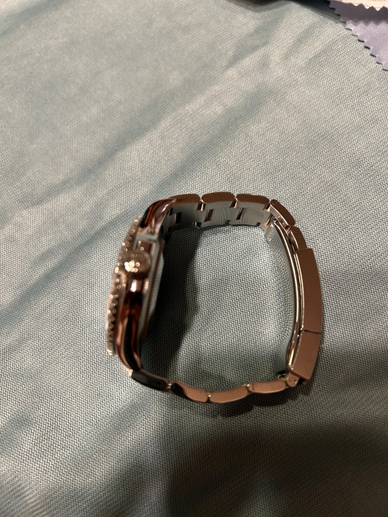 ロレックス ヨットマスター 12662（高級時計）の商品画像 - 査定依頼日：2026年2月17日 - 最高査定価格：2,450,000円