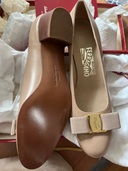 フェラガモ  （ブランドバッグ）の商品画像 - 査定依頼日：2025年9月23日 - 最高査定価格：5,000円