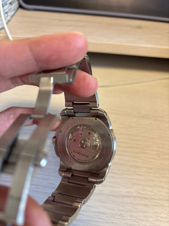 カルティエ カリブル w710001（高級時計）の商品画像 - 査定依頼日：2025年4月5日 - 最高査定価格：485,000円