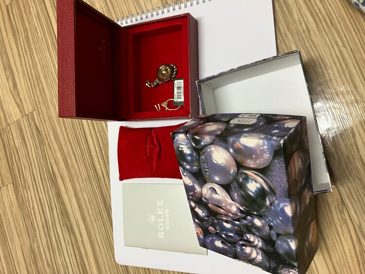 ロレックス デイトジャスト 888 D15042（高級時計）の商品画像 - 査定依頼日：2025年4月29日 - 最高査定価格：730,000円