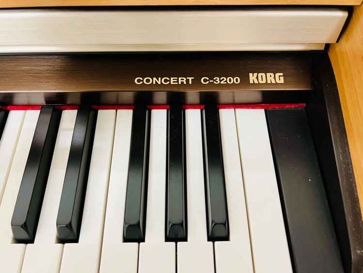 KORG C3200 Concerto（ピアノ・楽器・PA機材）の商品画像 - 査定依頼日：2026年4月21日 - 最高査定価格：5,000円