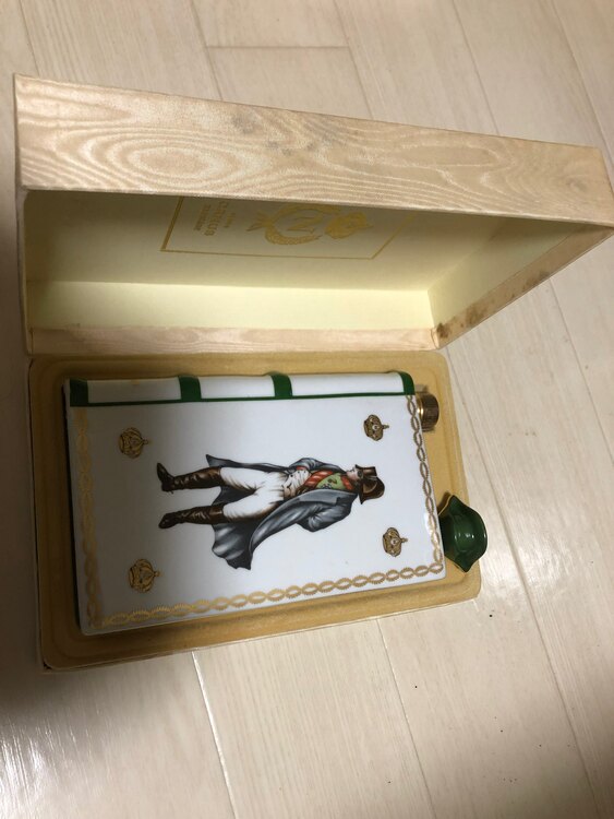 ブランデー カミュ （お酒）の商品画像 - 査定依頼日：2025年3月21日 - 最高査定価格：2,000円