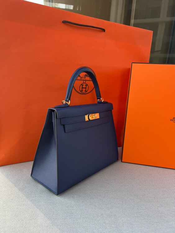 ケリー28 エプソン ブルーサフィール（ブランドバッグ）の商品画像 - 査定依頼日：2025年4月25日 - 最高査定価格：2,250,000円