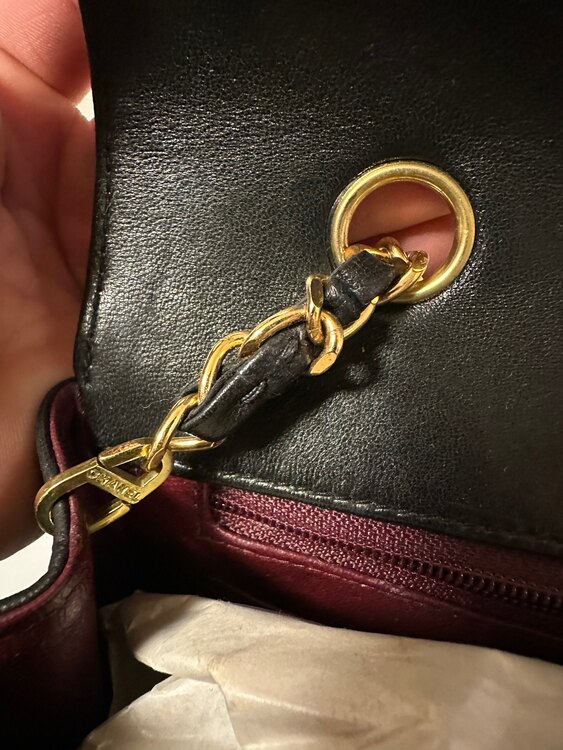 マトラッセダイアナフラップ（ブランドバッグ）の商品画像 - 査定依頼日：2025年3月31日 - 最高査定価格：350,000円