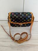 ルイヴィトン マルチカラー （ブランドバッグ）の商品画像 - 査定依頼日：2025年8月15日 - 最高査定価格：100,000円