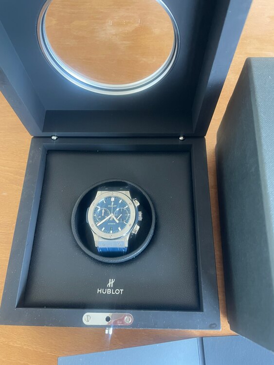 ウブロ クラシックフュージョン 521.NX.7170Lr（高級時計）の商品画像 - 査定依頼日：2025年5月8日 - 最高査定価格：720,000円